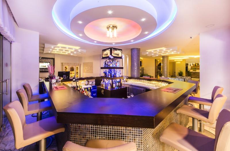 Parador Suite Hotel Аланія Екстер'єр фото